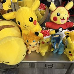 Pokémon Plushies 