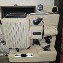 Eumig p8 complete with case cord and everything pictured. 8mm not super 8
