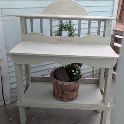 Patio Bench Olive Gree. 56",T,41"W,20"D