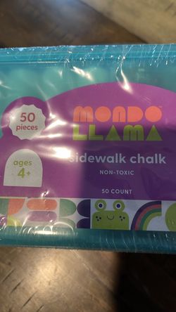 Mondo LLAMA Sidewalk Chalk