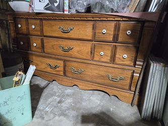 Bassett Bedroom Wood Drawer 62x18x31