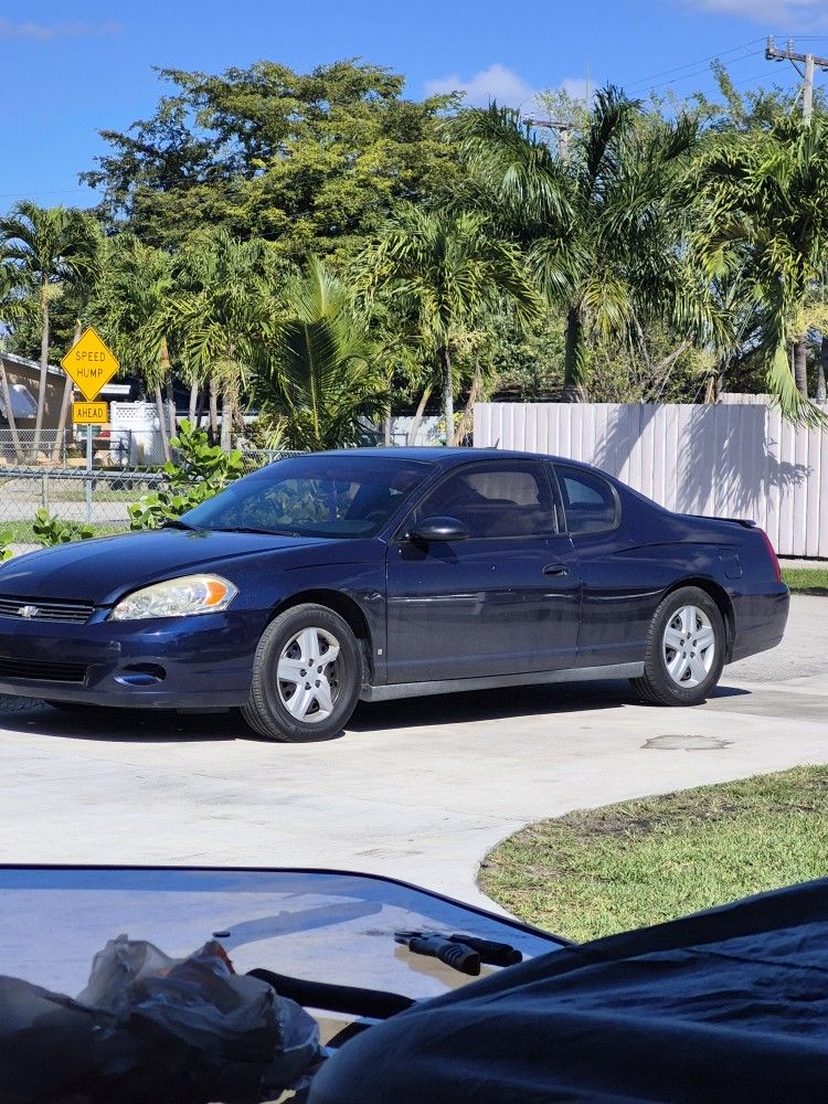 2007 Chevrolet Monte Carlo for Sale in Fort Lauderdale, FL OfferUp