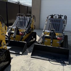 Mini skid steer - Never used 