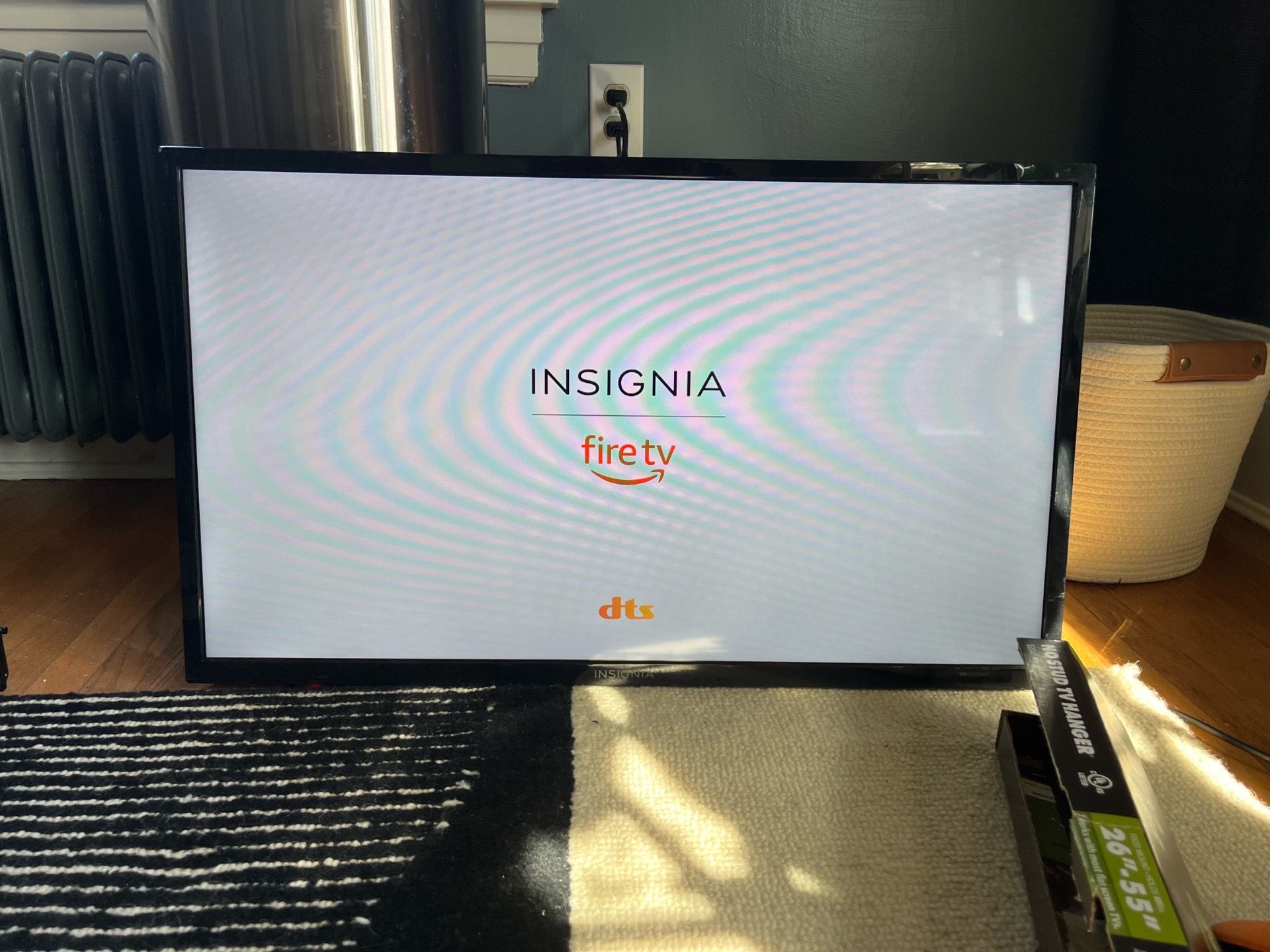 33 inch Insignia Amazon Fire TV
