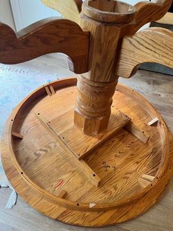 Solid Oak Round Pedestal Table