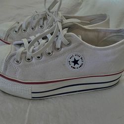 Platform  Converse Size 7 White  Women