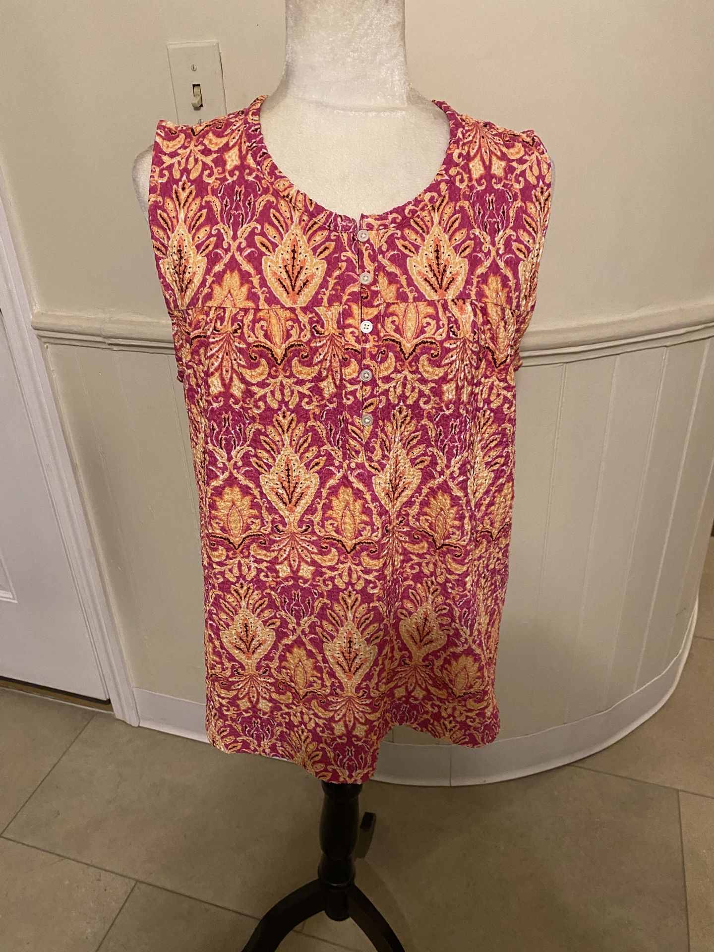 NWT Loft Pullover Sleeveless Top Size Large