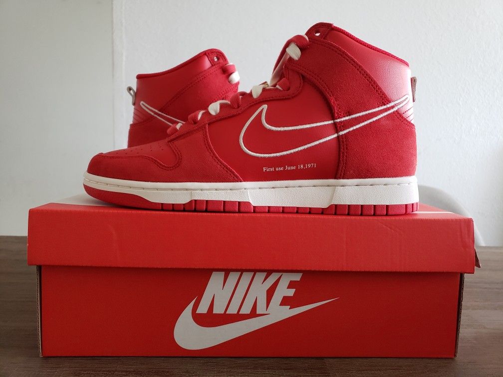 Nike Dunk First Use University Red Sail 9.5