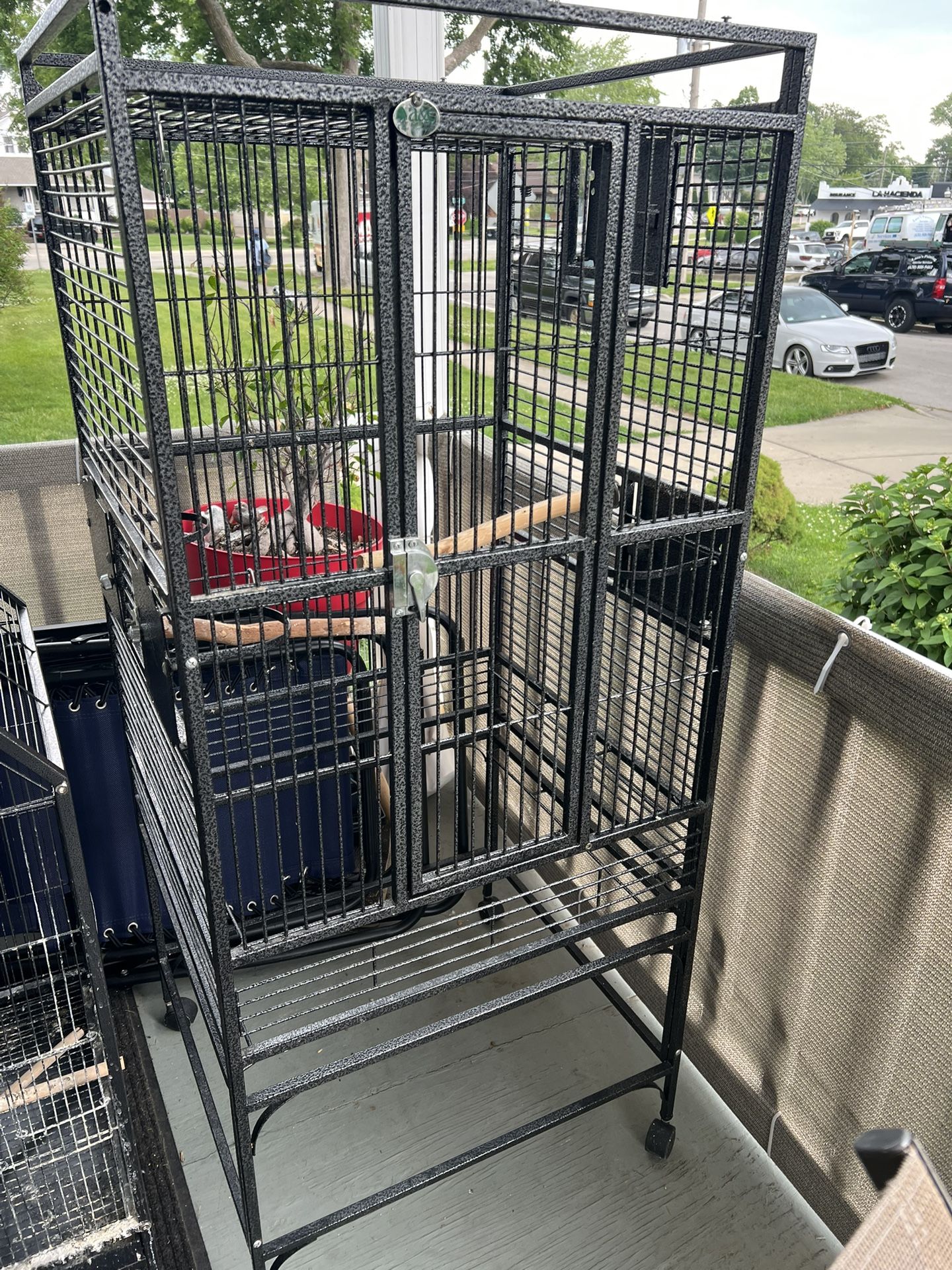 Large Cage