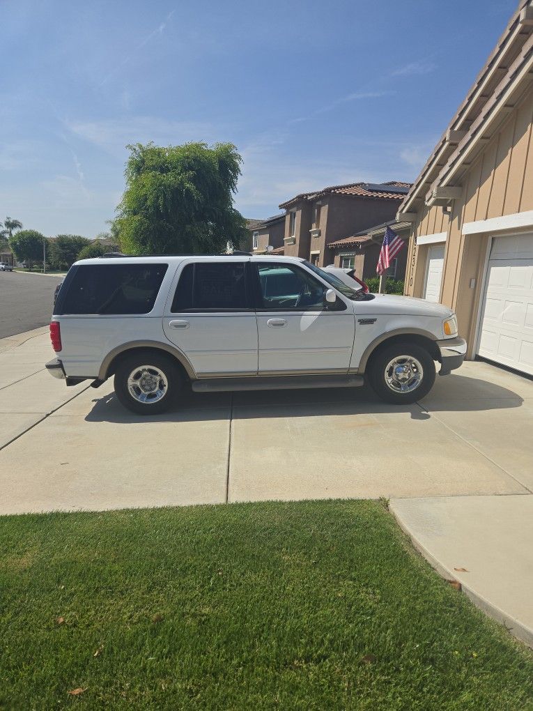 2001 Ford Expedition