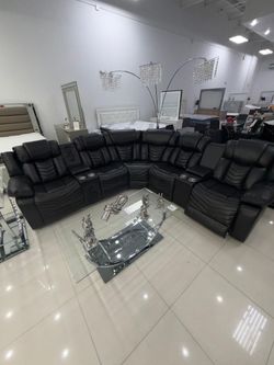 Sectional Sofa 