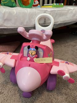Minnie Mouse Ride On Airplane 