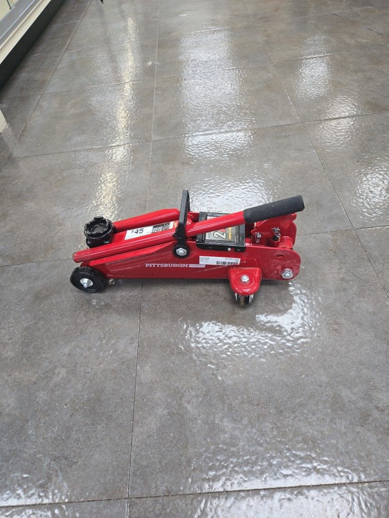 Pittsburgh Floor Jack