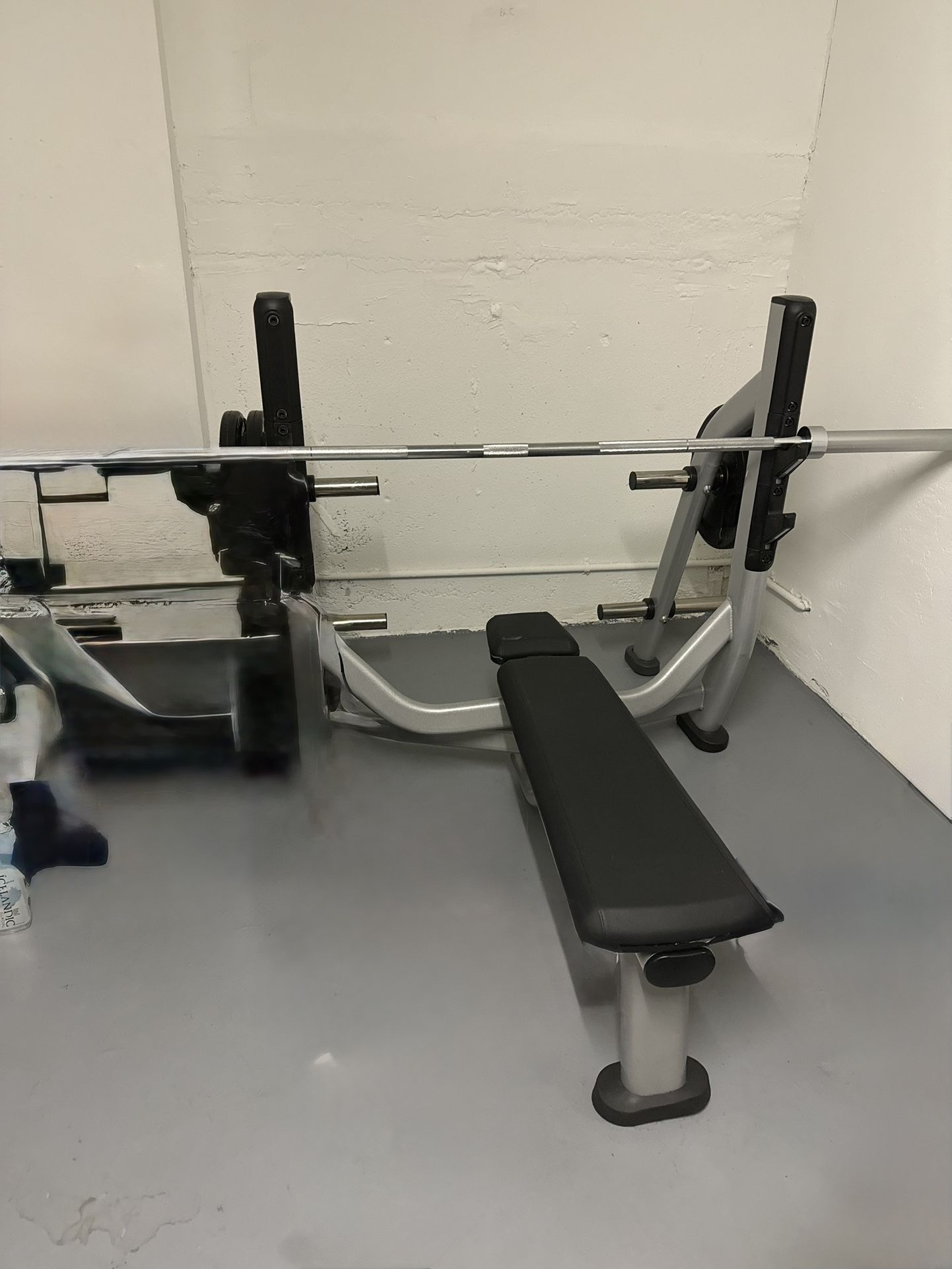 Olympic Style Bench Press W/weights