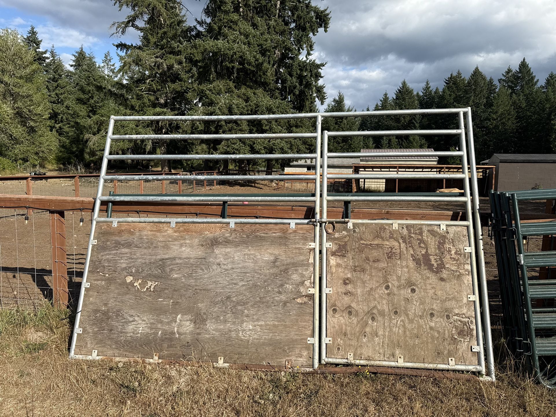 Noble Event Stall Door 
