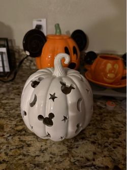 Mickey pumpkin