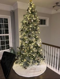 Christmas Tree 9’