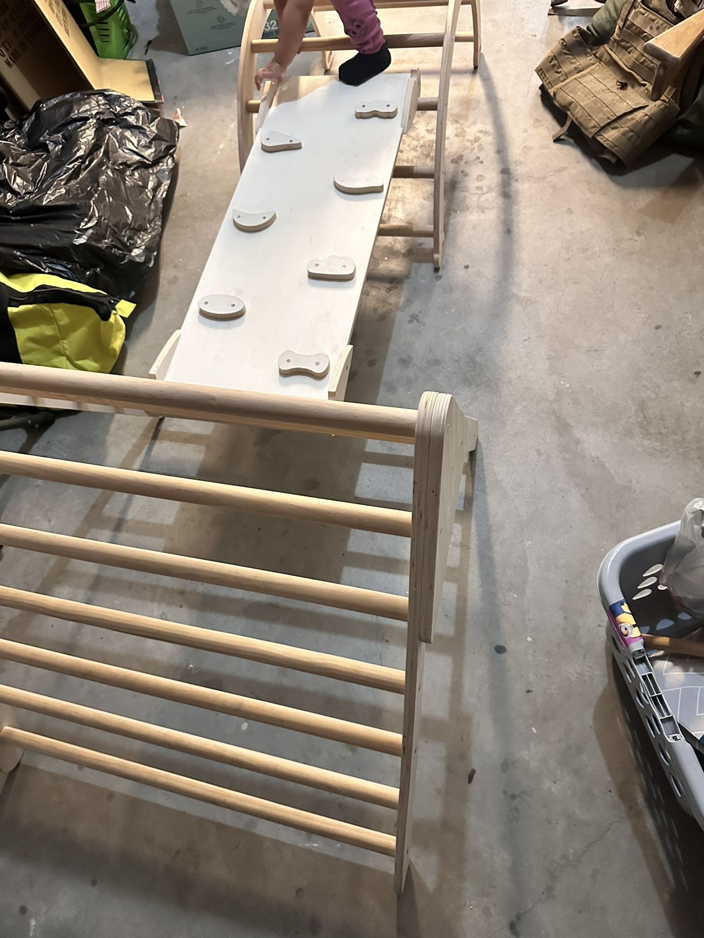 Montessori Climbing Set – Pikler Triangle + Arch + Rock Wall/Slide