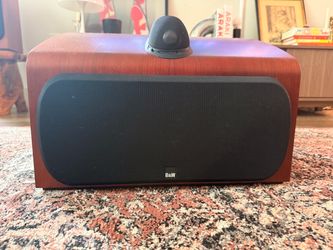 B&W Bowers and Wilkins htm7