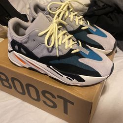 Yeezy 700