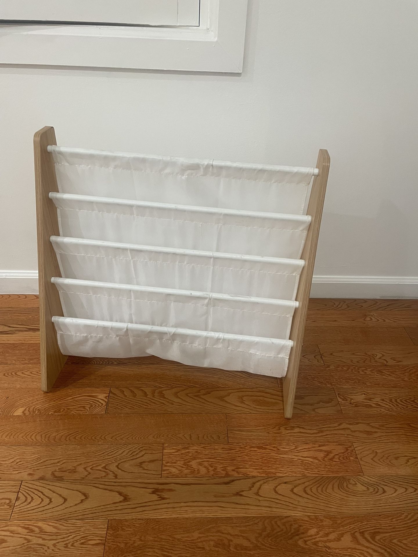 Kids Room Book Shelf