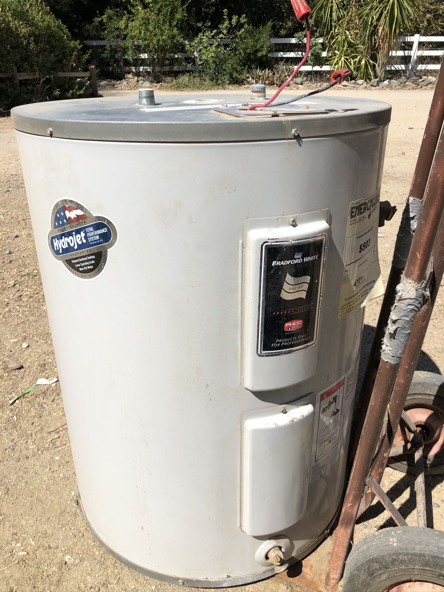 40 gallon electric hot water heater. Bradford white