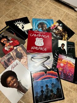 11 vintage vinyl albums