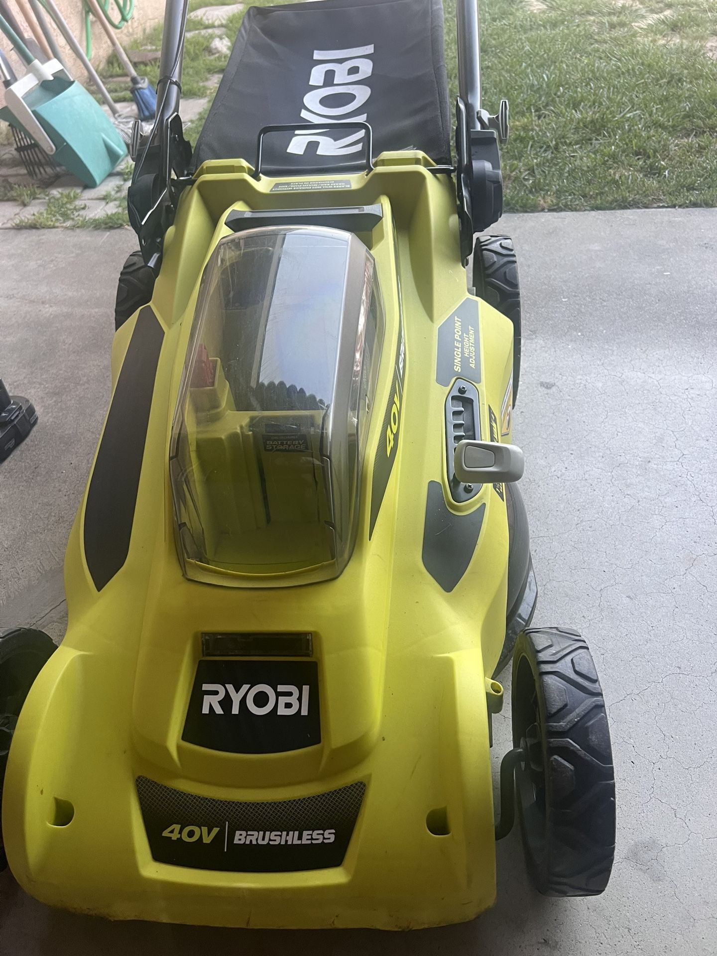 RYOBI  40V Lawn Mower / Trimmer