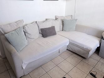 Light Gray L-Shaped Sectional Sofa