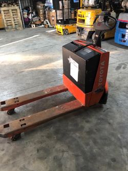 Toyota Electric Pallet Jack