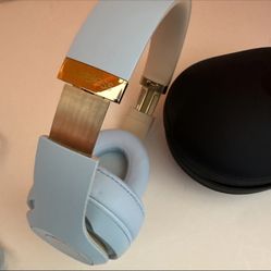 Beats by Dr. Dre Studio3 Wireless Headphones White Gold - Excellent &clean