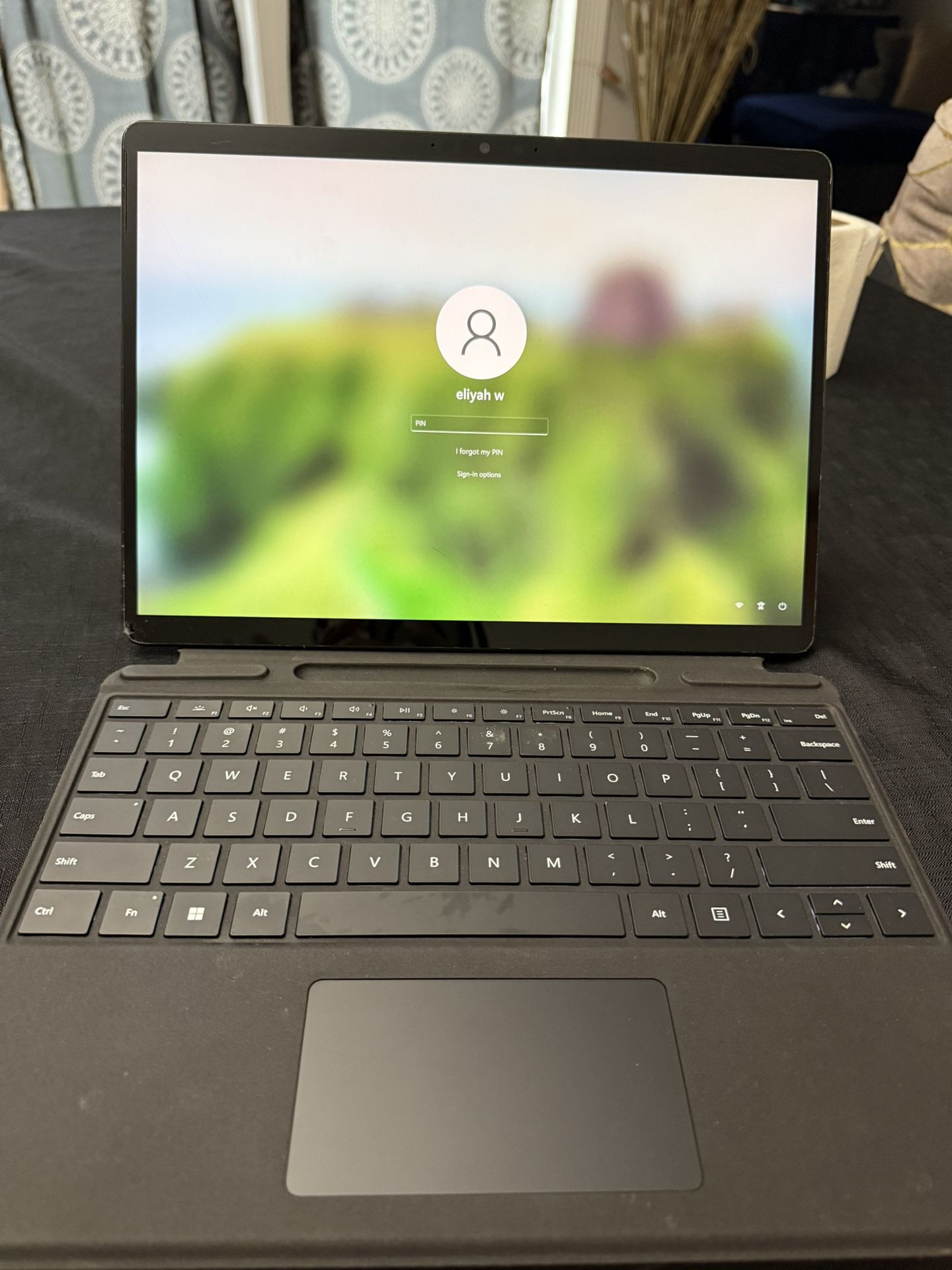 Surface Pro 8