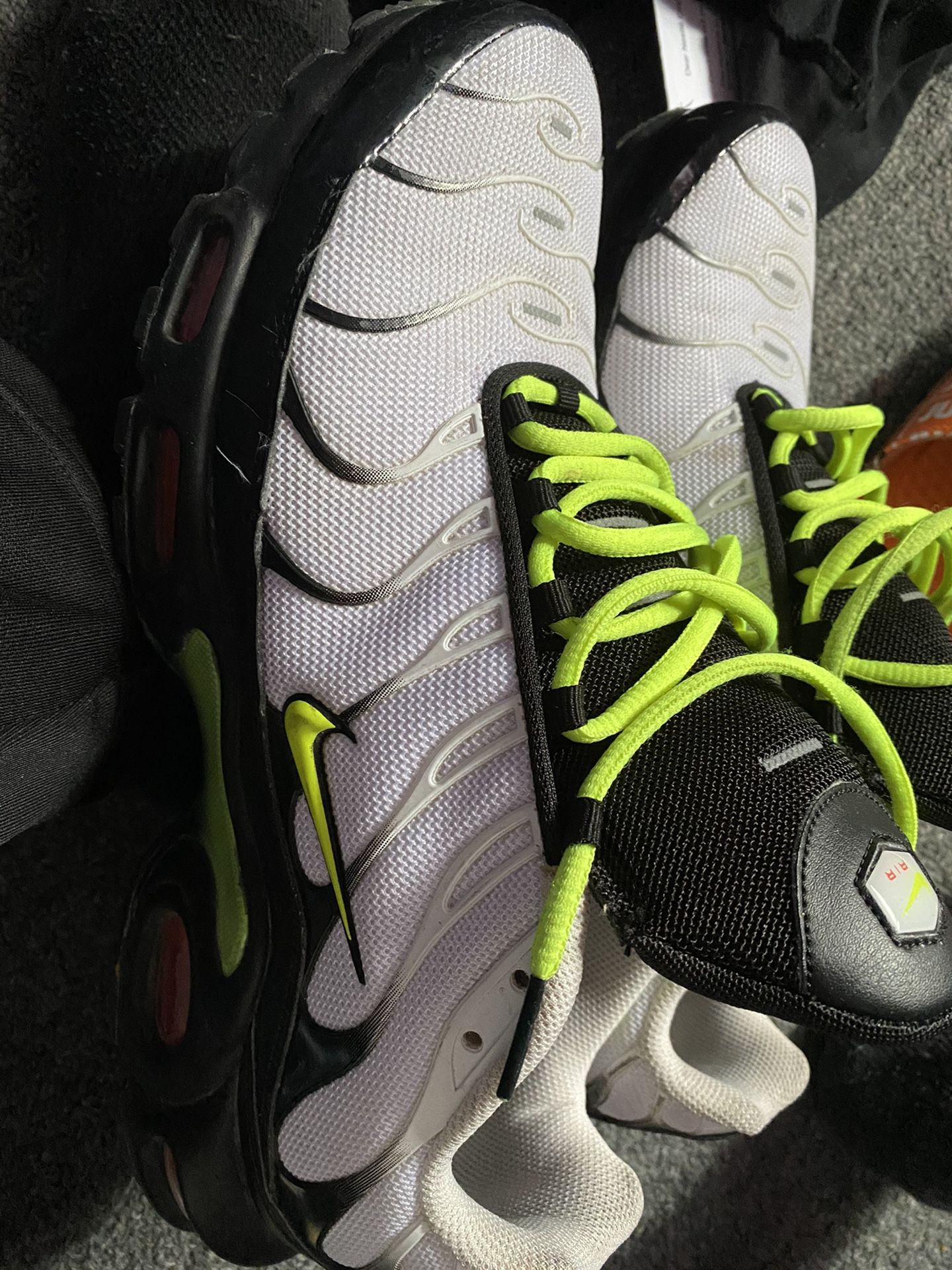 SIZE 12 CRISPY NIKES