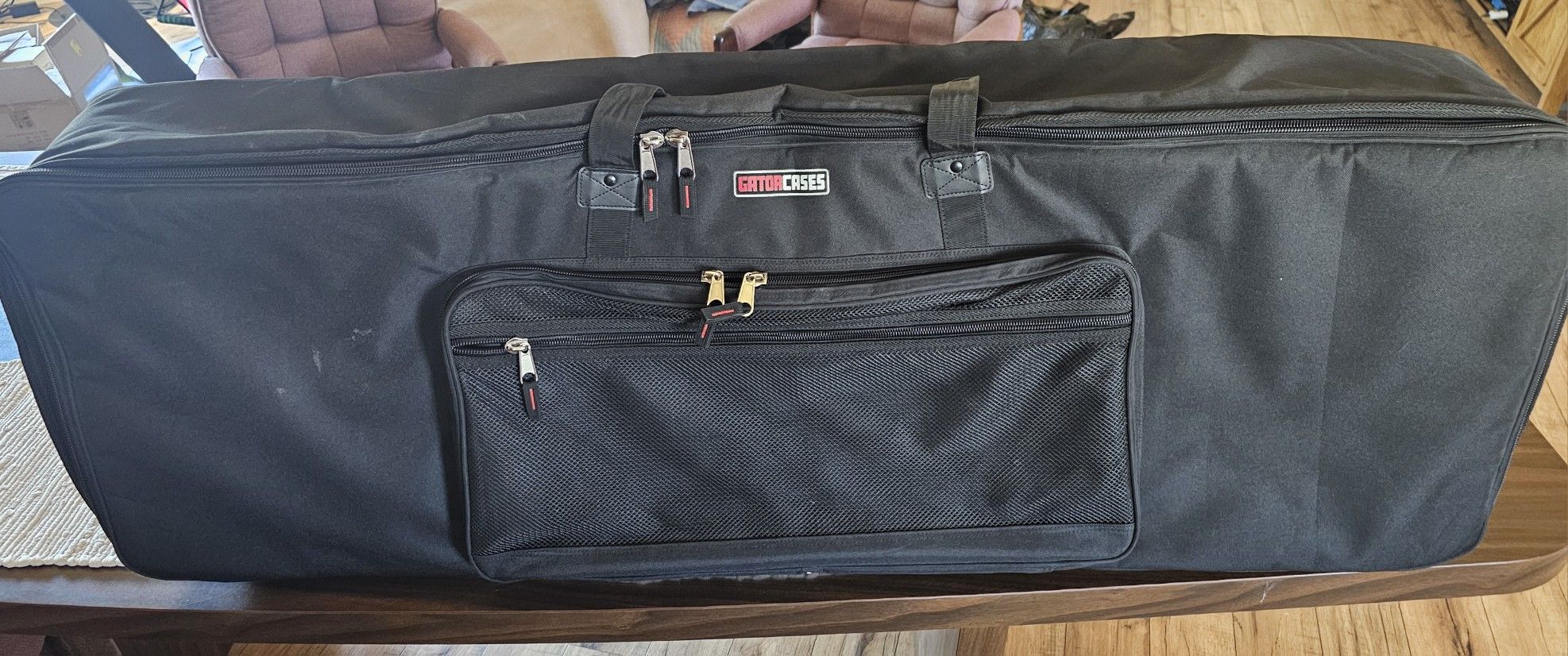 Gator GKB-76 Keyboard Gig Bag – 76-Key Soft Case (Like New)
💵 $95 OBO