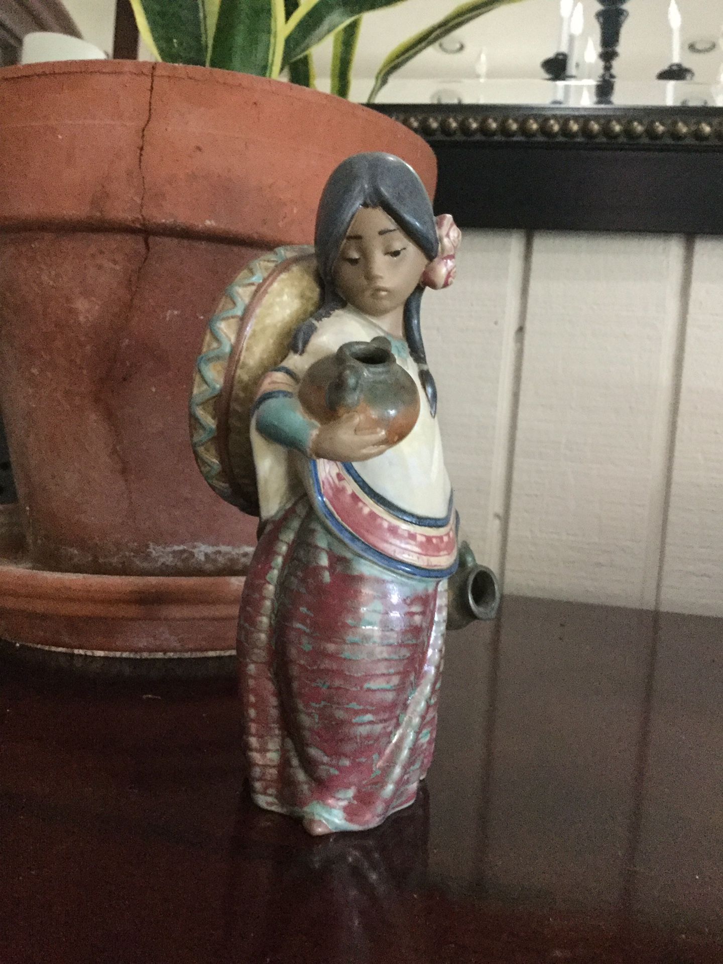 Iladro figurine Pepita