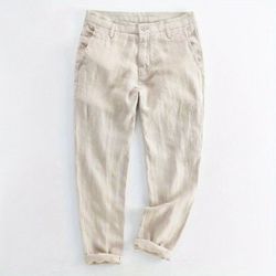 White men's casual cropped trousers