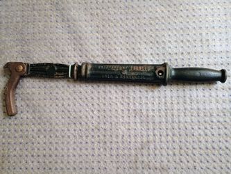 Vintage Crescent Bridgeport 56 Suregrip Slide Handle Nail Puller Cast Iron