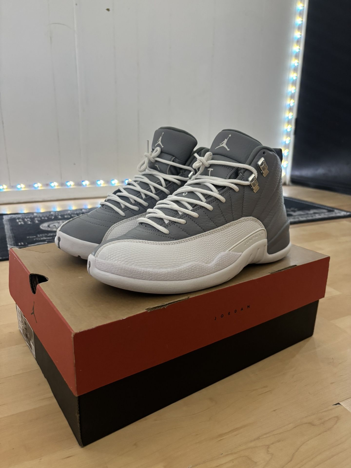 Jordan 12 Retro “Stealth”