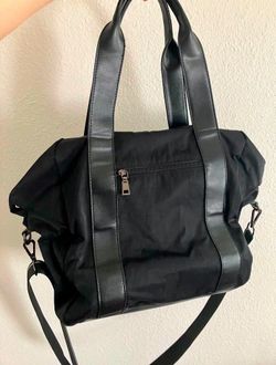 Women’s duffel bag 🖤