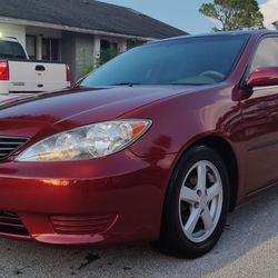 Toyota Camry 2005 En excelente estado