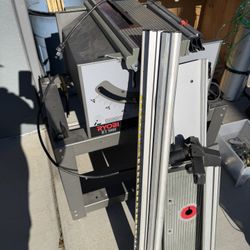 Table Saw Ryobi. Bt 3000