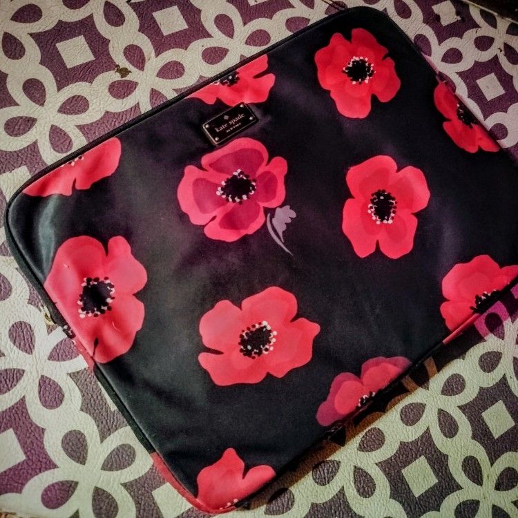 Kate Spade Laptop Holder
