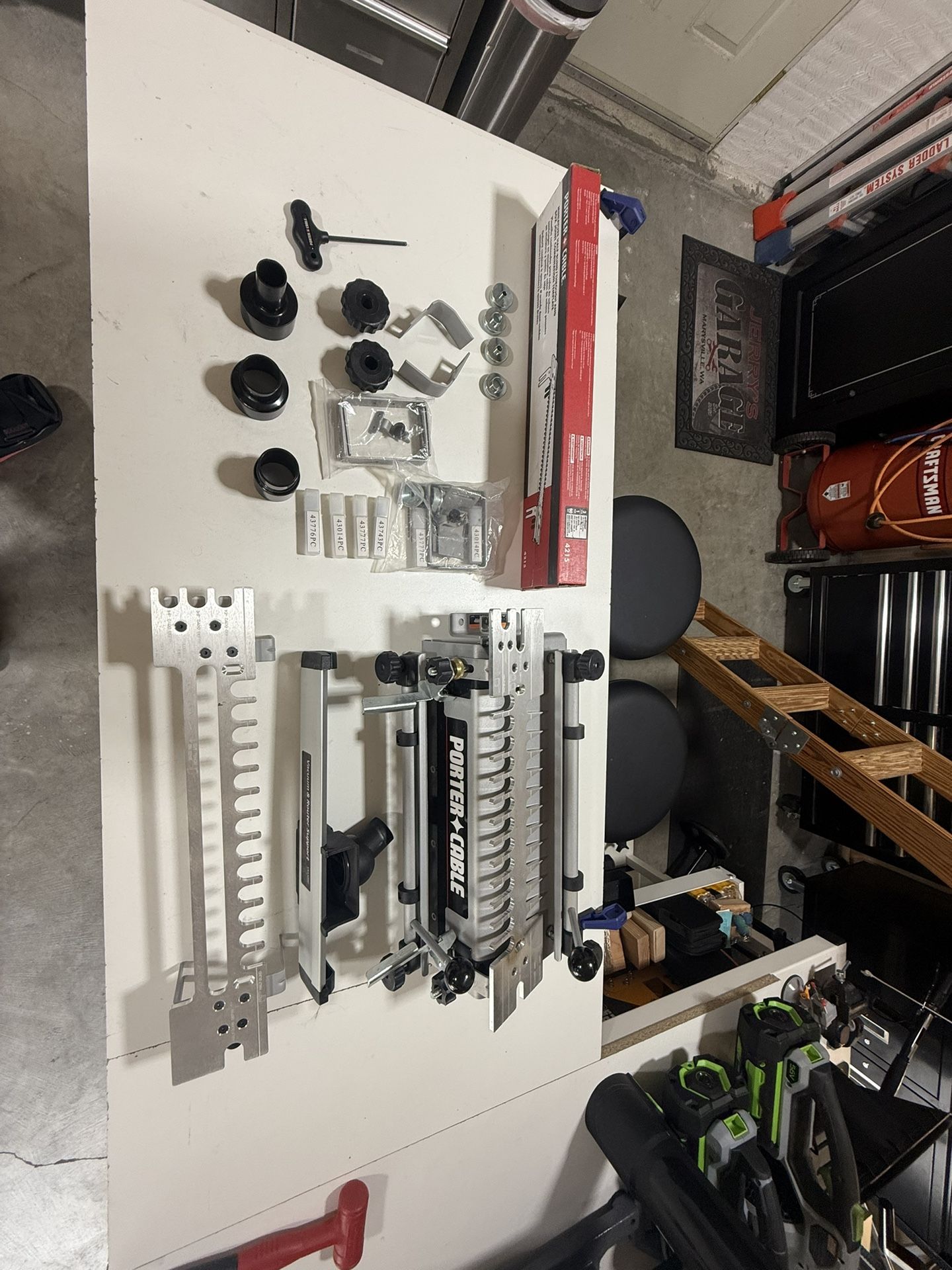 Porter Cable Dovetail Combo Plus Vacuum Complete