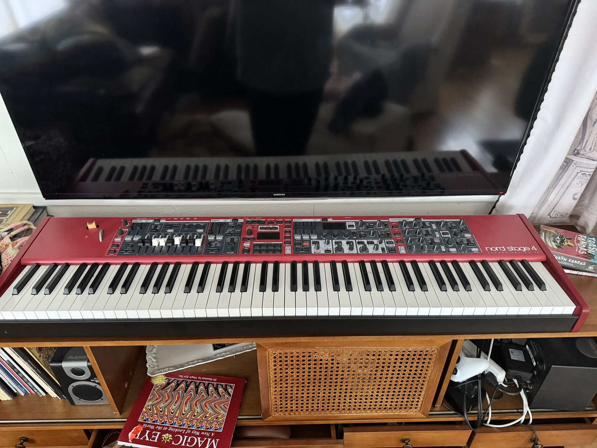 Nord - Stage 4 w/ Stand and Seat