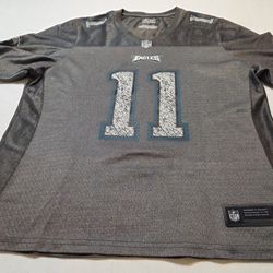 Womens XL Pro-Line Philly Eagles 🏈 NFL Footbal Jersey #11 Wentz rare design