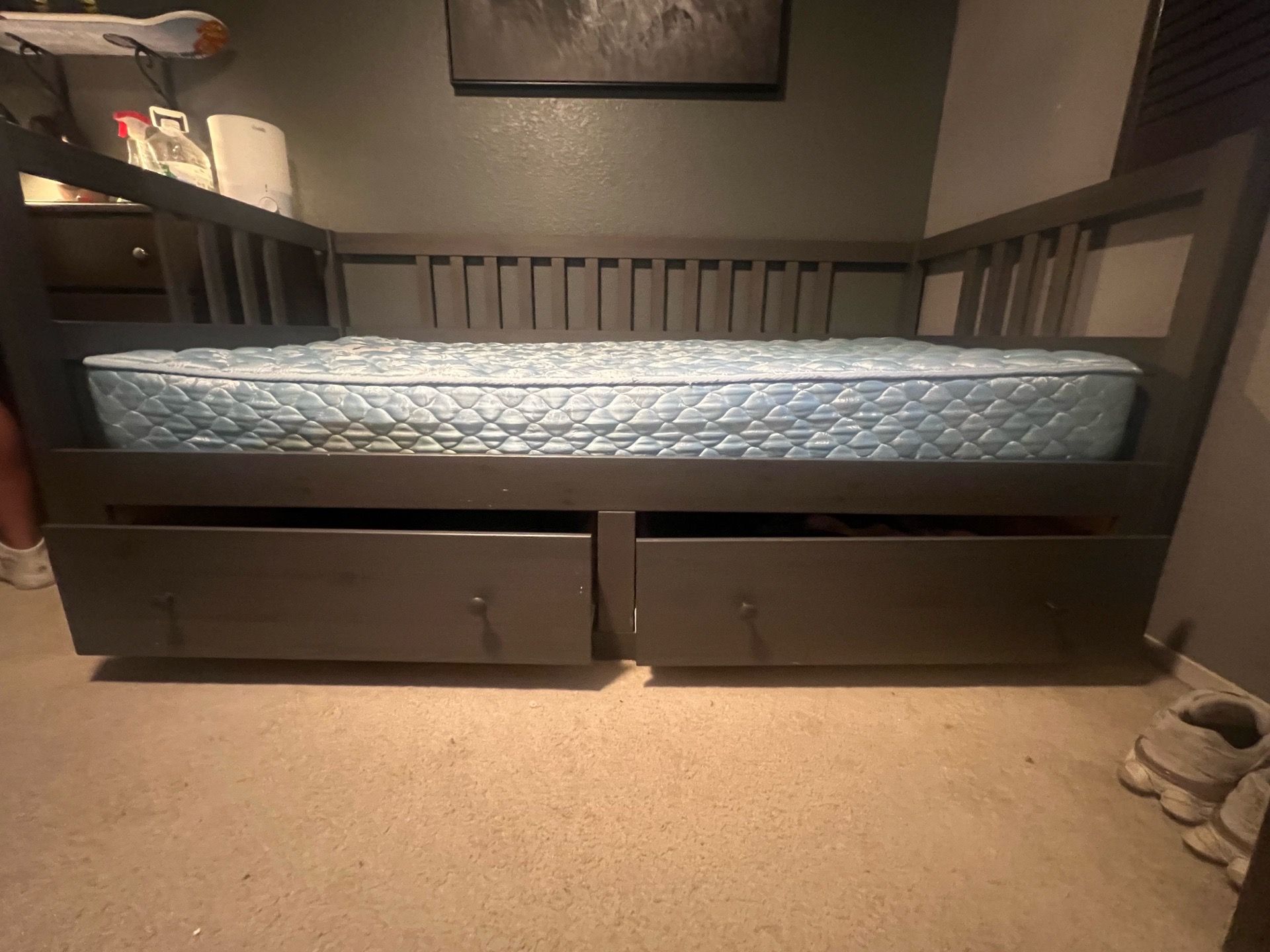 Comfortable bed with drawers plus sealy mattress