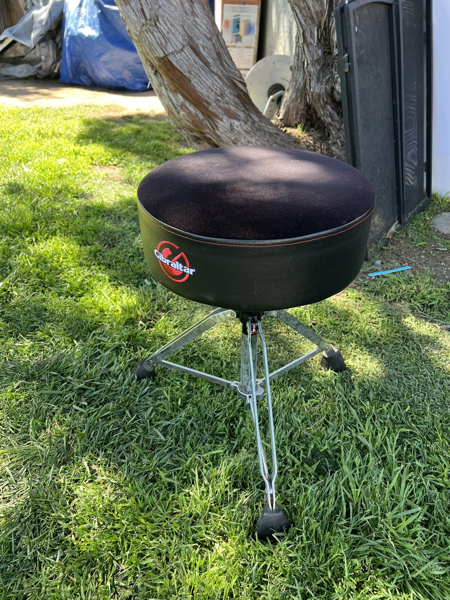 Gibraltar Heavy duty Drum throne (works need 2 bolts)