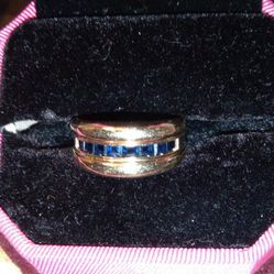  14kt Solid Yellow Gold 7.2g Blue Sapphire Ring Sz 7