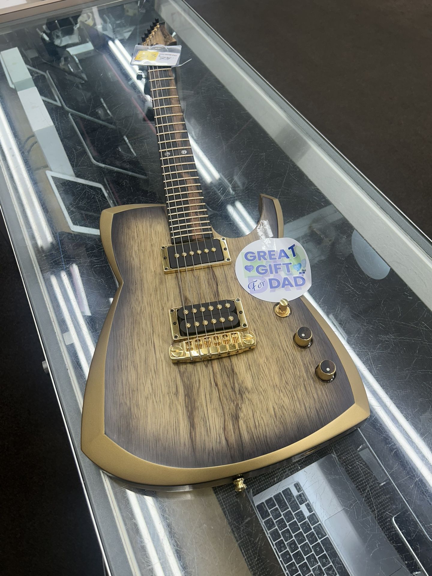 Unicut Guitar