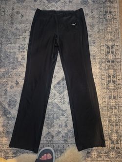Nike Dri-FIT Yoga Pants Size Medium